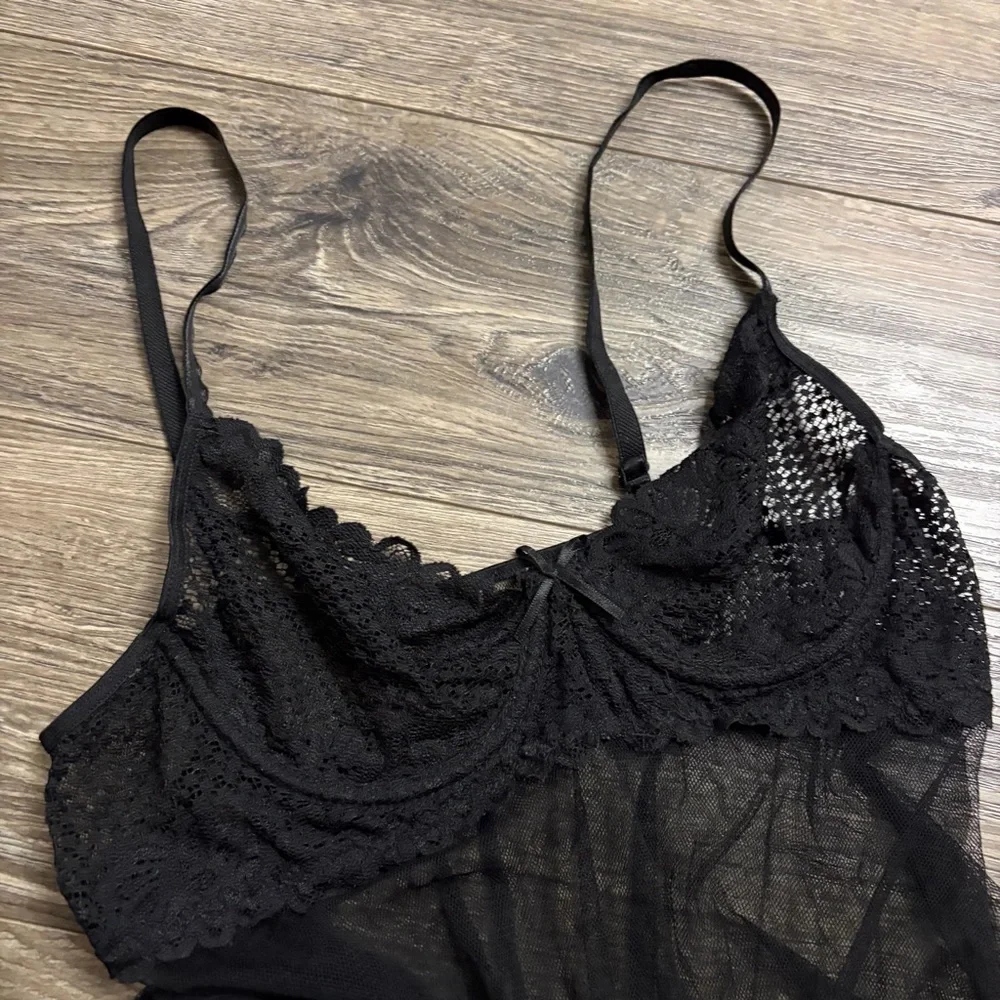 90s/Y2K Vintage Sheer Lace Cups Babydoll Cami Mini Slip (Black) Size S/M